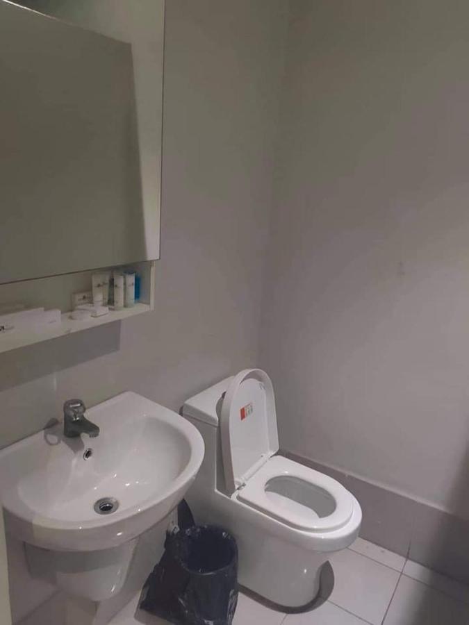 White Knight Hotel Saint Anne Manila Luaran gambar