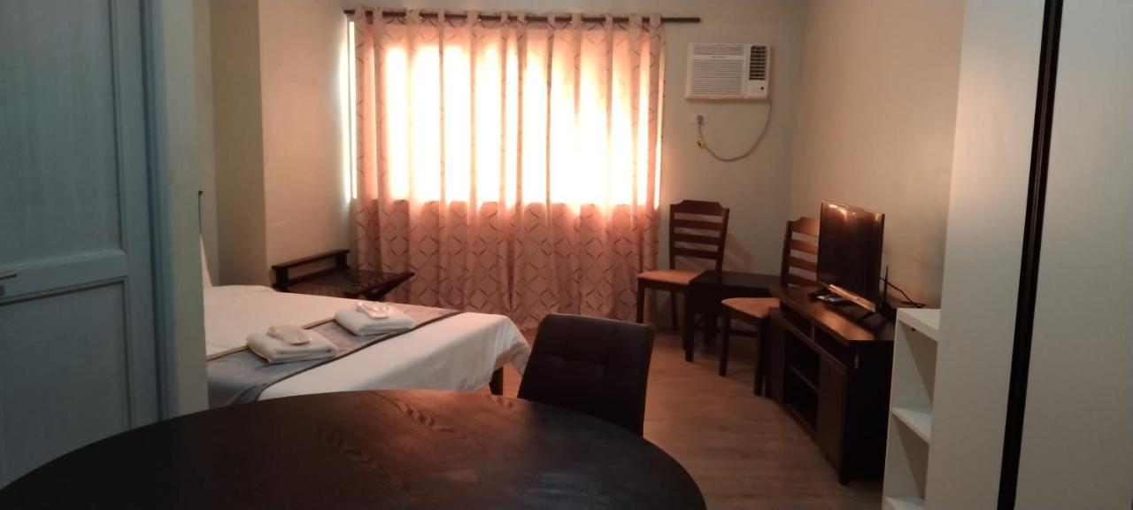 White Knight Hotel Saint Anne Manila Luaran gambar
