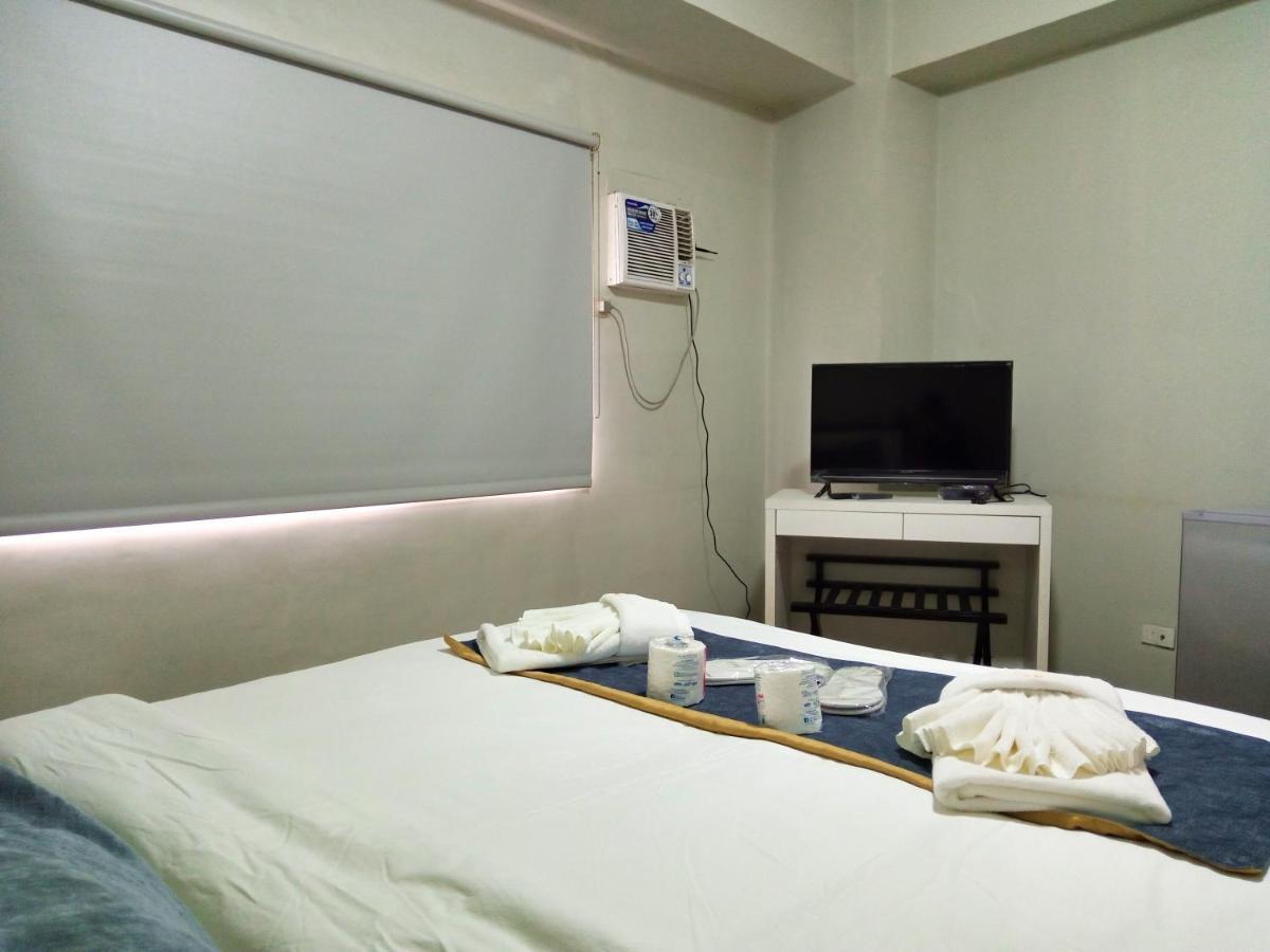 White Knight Hotel Saint Anne Manila Luaran gambar